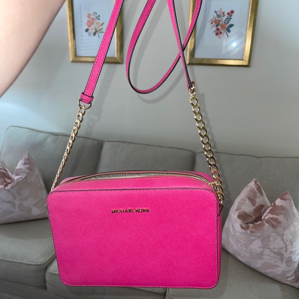 Michael Kors Jet Set Large Crossbody Bag